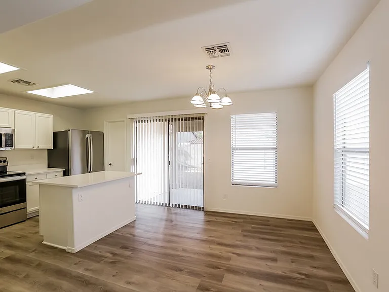 5725 E Flower Cir — Photo 9