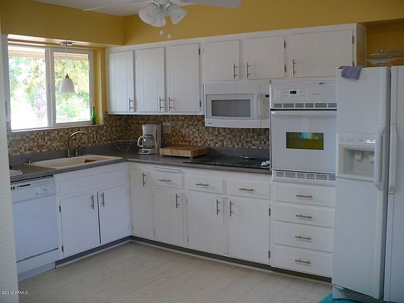 3rd image of 13828 N Kaanapali Dr
