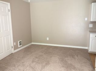 12301 Tanager Ln NW APT 106, Silverdale, WA 98383