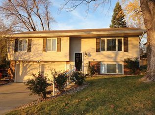 4962 Glasgow Ave, Bellevue, NE 68157