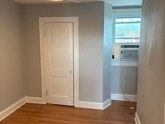 3rd image of 3202 Guilford Ave APT 3