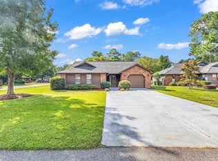 211 Cedar Ridge Ln, Conway, SC 29526