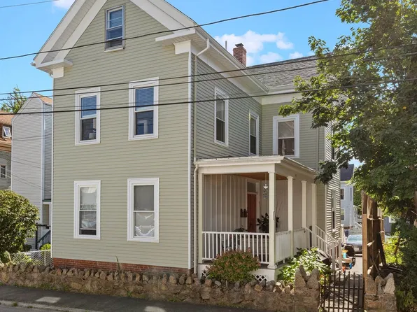 14 Boardman St #2, Salem, MA 01970