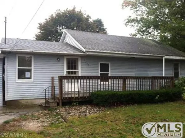 2237 River Rd, Twin Lake, MI 49457
