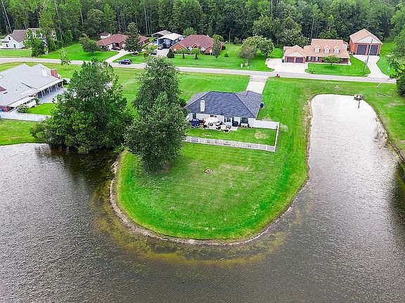 5th image of 14475 Conifer Cove Trl
