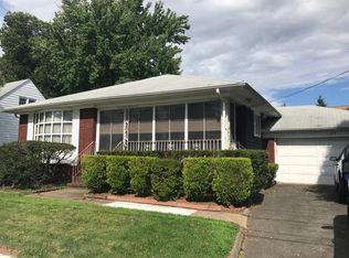 20 George St, Carteret, NJ 07008