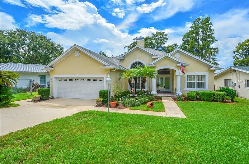 1st image of 428 Lake Lulu Dr N