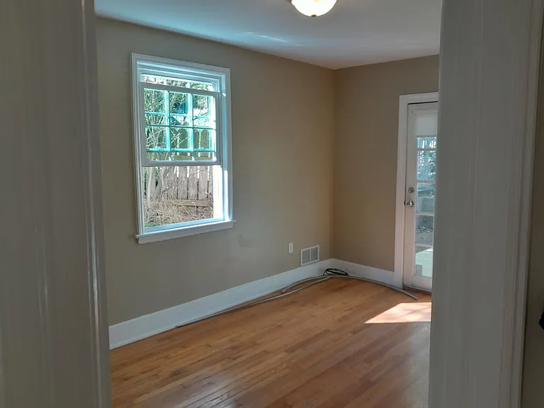 1823 Brandon Ave SW — Photo 15