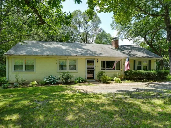 355 Maynard Rd, Sudbury, MA 01776