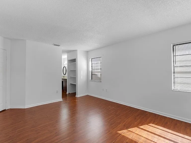 6118 SW 127th Pl — Photo 10