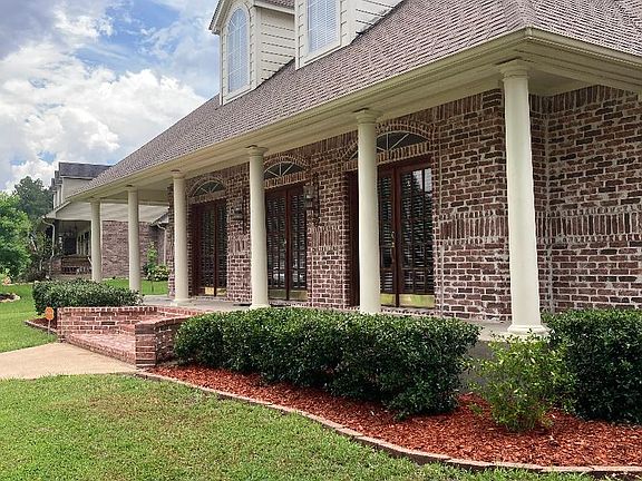 3rd image of 1802 Juniper Ln