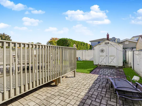 174 Barbara Street image 36 of 37