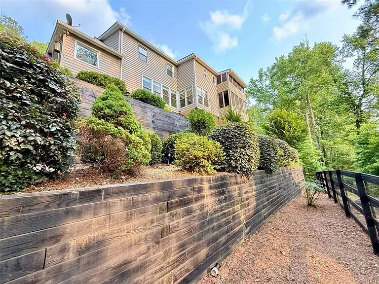 8710 Mount Rushmore Dr — Photo 21