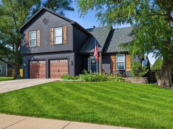 269 W Cheyenne St, Gardner, KS 66030