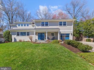 8404 Camden St, Alexandria, VA 22308