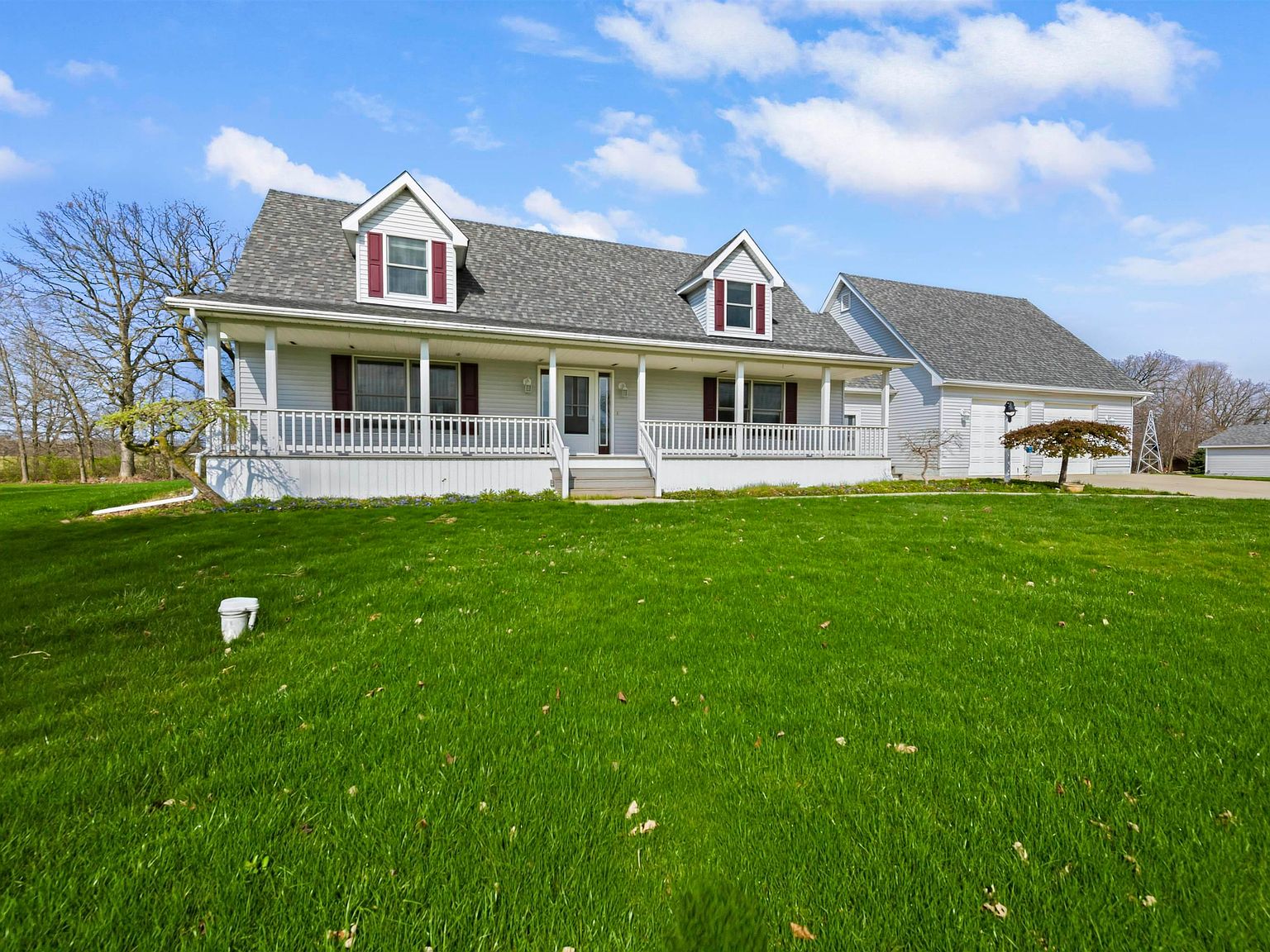 4453 Lone Oak Dr, Capac, MI 48014 | MLS #50205125 | Zillow
