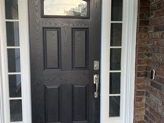 2nd image of 1503 Williamsburg Dr