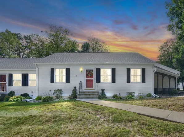 76 Rosewood Ln Unit 76, Southwick, MA 01077