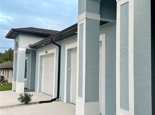 5133/5135 28th St SW, Lehigh Acres, FL 33973