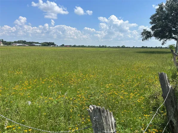 3575 Fm 1094 Rd, Sealy, TX 77474