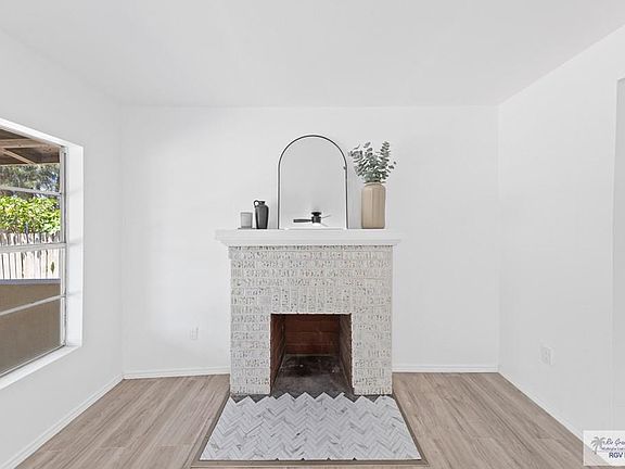 4th image of 610 W Lincoln Ave
