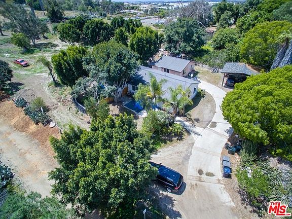 2nd image of 3503 La Mirada Dr