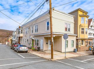 201 E Bertsch St, Lansford, PA 18232