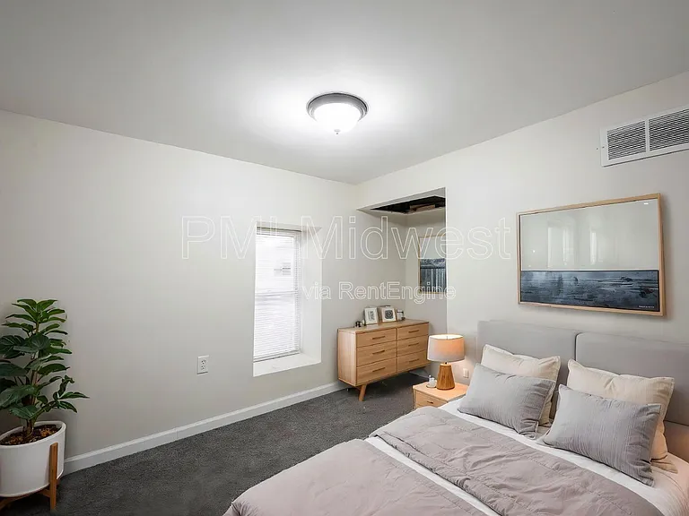514 N Chester Ave — Photo 20