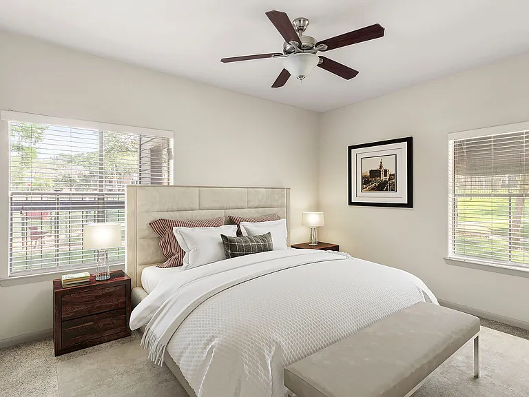 C235370 Enclave at Bear Creek_VS Still_2B2B_Bedroom01