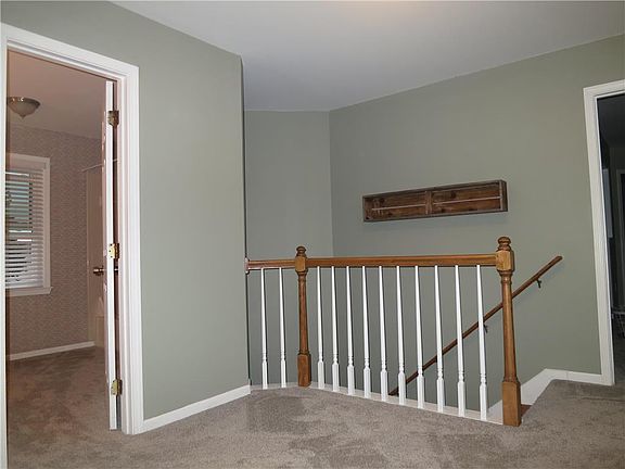 5th image of 10804 W 106th St