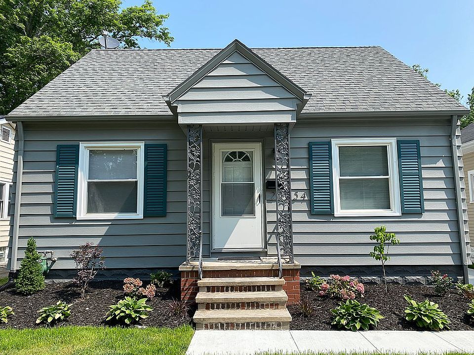 1st image of 20654 Woodstock Ave