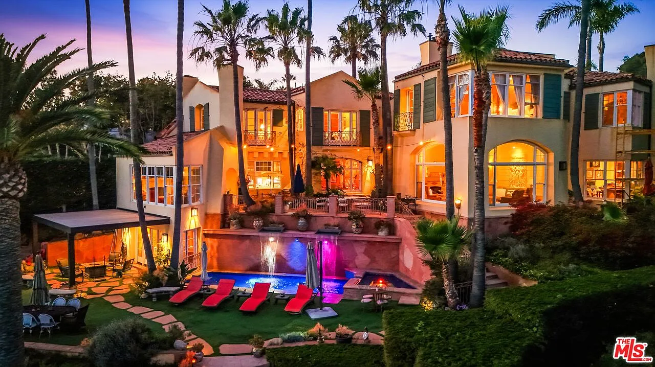 7 bed, 7.0 bath, 5032 sqft, $150,000 — Photo 1