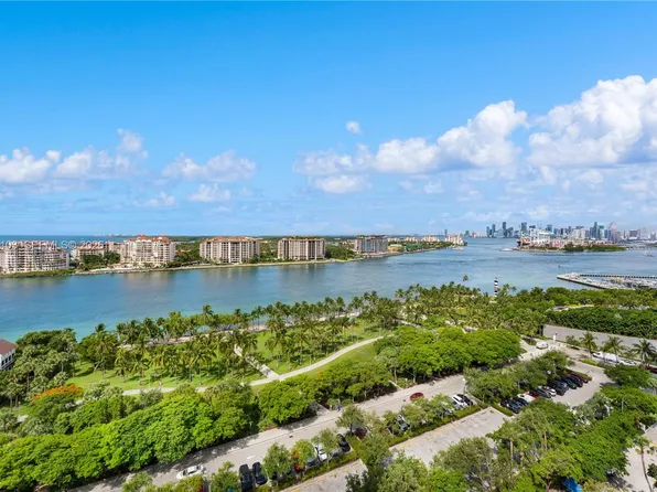 400 S Pointe Dr APT 1805, Miami Beach, FL 33139