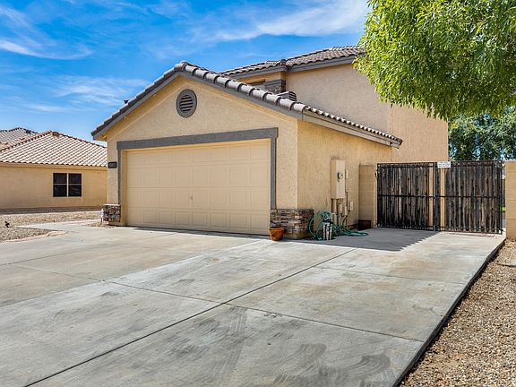 3rd image of 15803 W Caribbean Ln