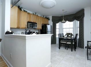 22 Kelly St, Parlin, NJ 08859