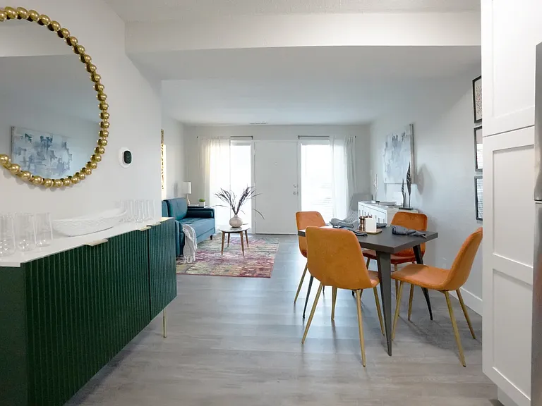 Spanish Lake Townhomes — Photo 9