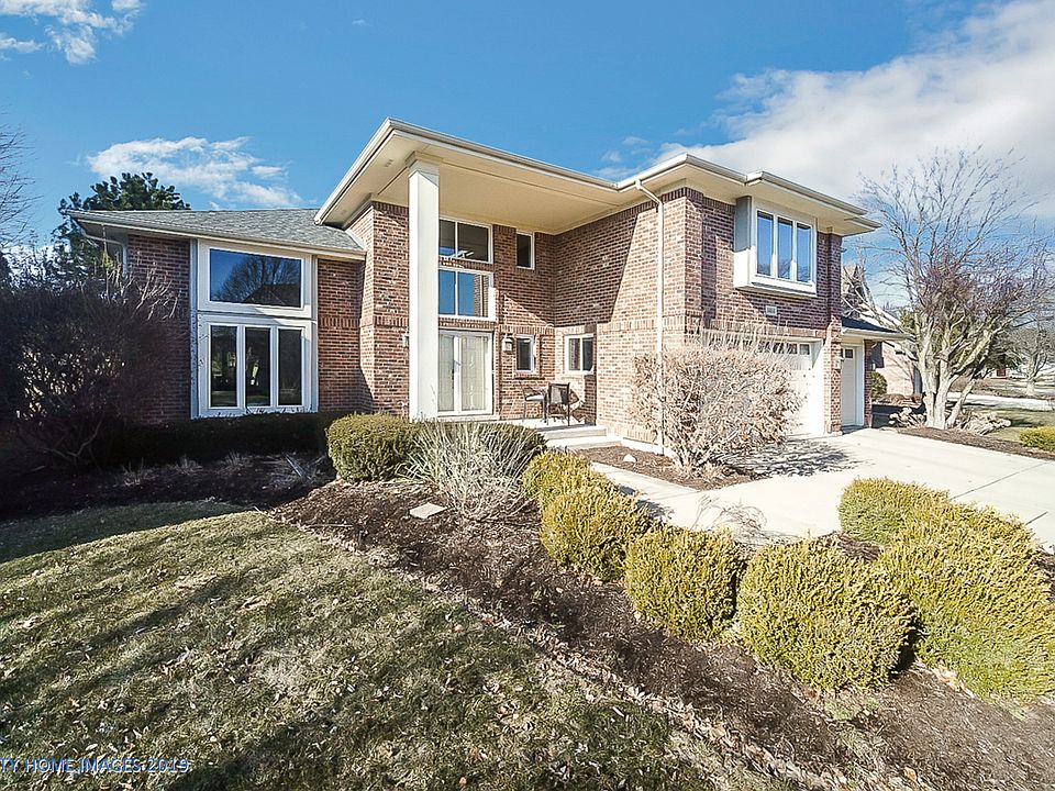 1st image of 1464 Greenlake Dr
