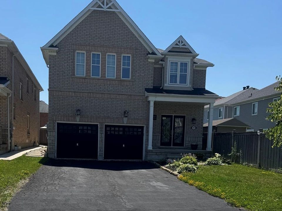 1st image of 889 O'Reilly Cres