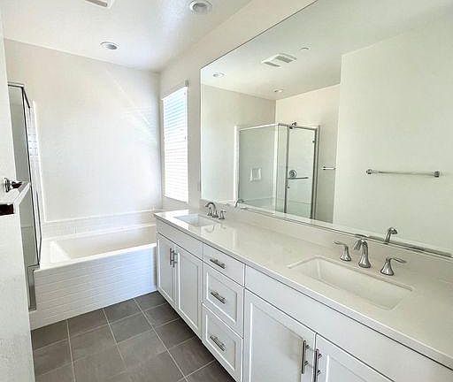 3rd image of 38481 Brookdale Way
