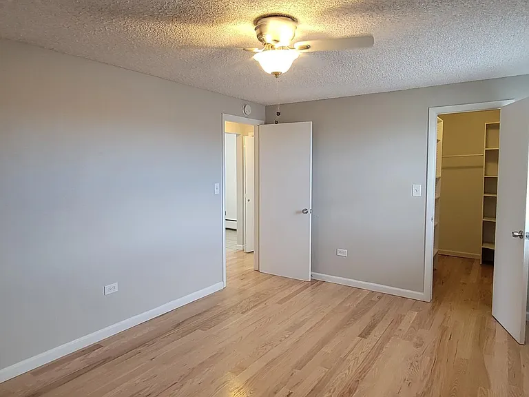 140 S Ogden St — Photo 19