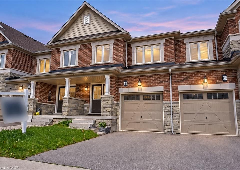1st image of 457 Queen Mary Dr
