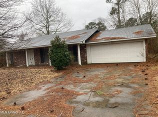 829 Pear Orchard Rd, Jackson, MS 39211