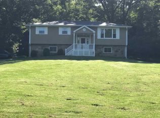786 Twin Ponds Rd, Bedford, IN 47421