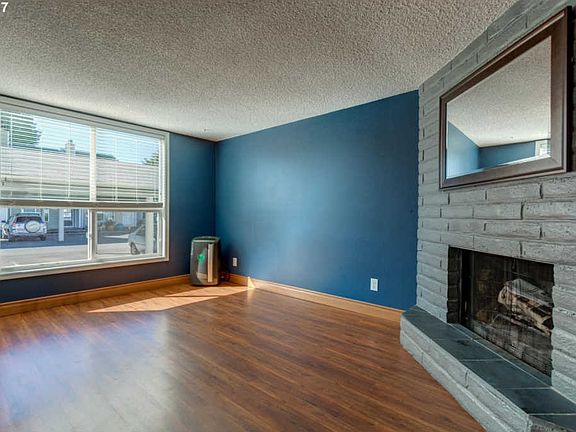 3rd image of 7113 NE 43rd St #15C
