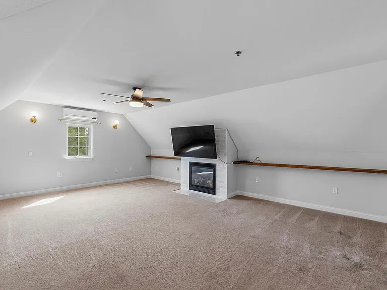 1888 N Humboldt Ave #403 — Photo 11