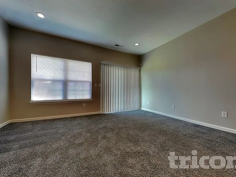 2771 Anchusa Dr — Photo 2