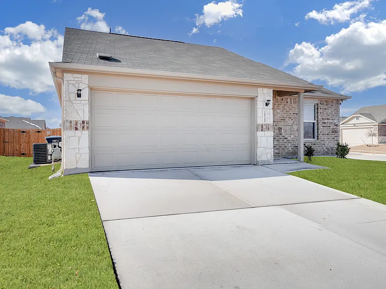 15133 Hacienda Post Trl — Photo 35