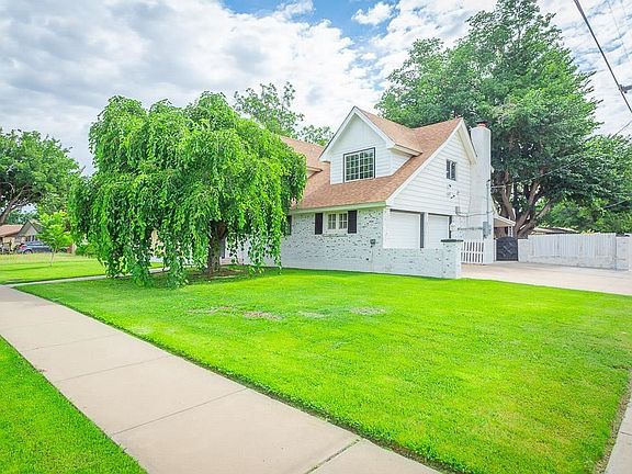 3rd image of 3101 N Garden Ave