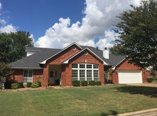 2401 Rannoch Ln, Fort Smith, AR 72908