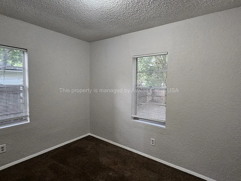 9658 Gibson Ave — Photo 18